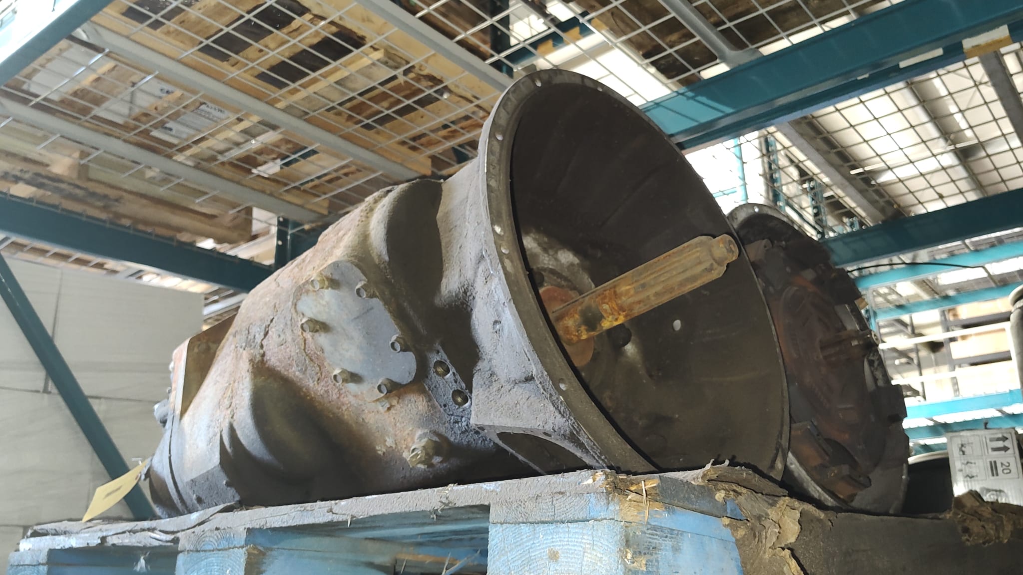 Used EATON 13-Speed Manual Transmission - Image 2